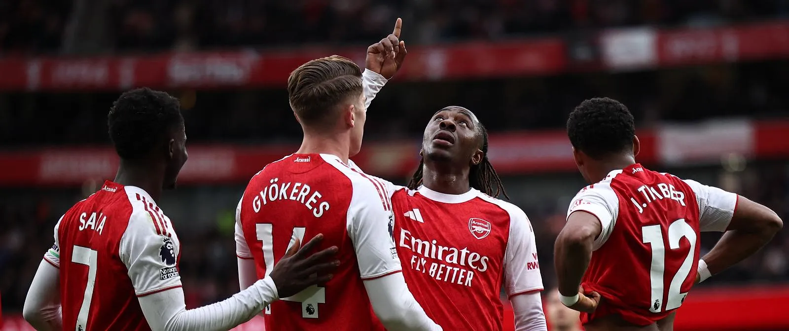 Manchester City struikelt bij Aston Villa, Arsenal loopt uit aan kop van de Premier League - Circus Daily