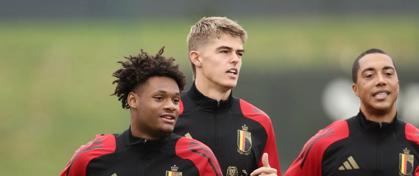 Hier is het nieuwe thuis-shirt van de Rode Duivels voor het WK 2026! (foto’s) - Circus Daily