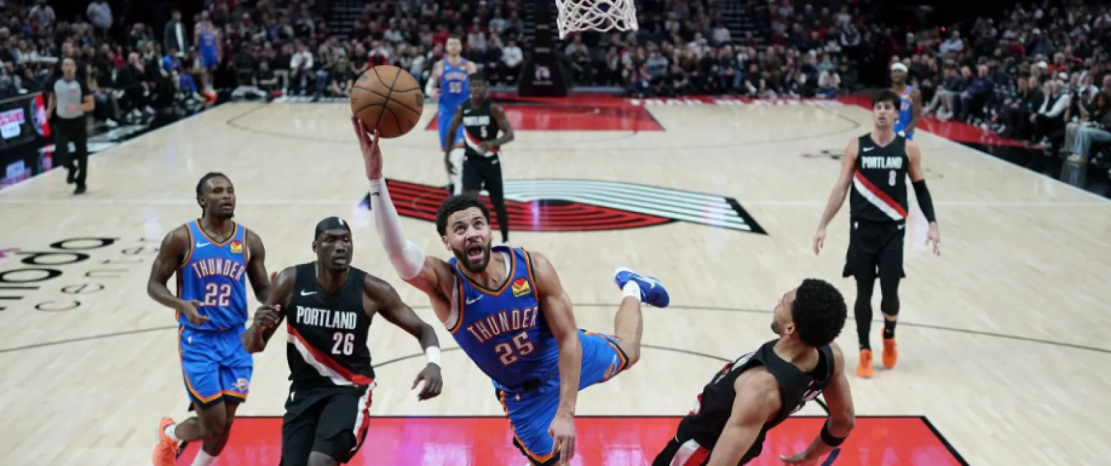 Toumani Camara en de Trail Blazers winnen eerste Belgische NBA-derby tegen Ajay Mitchell en OKC - Circus Daily