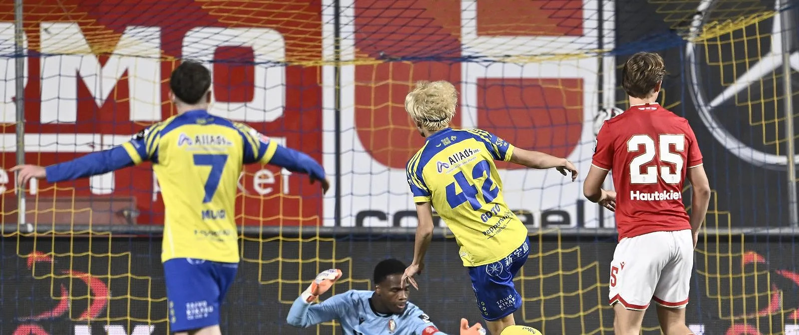 Pro League: Saint-Trond overheerst Standard van A tot Z (1-0) - Circus Daily