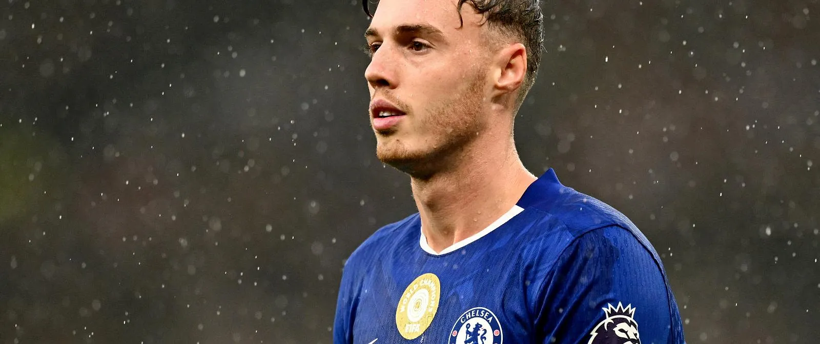 Pech voor Cole Palmer: net hersteld van zijn blessure, breekt hij zijn teen door er thuis tegenaan te stoten! - Belga