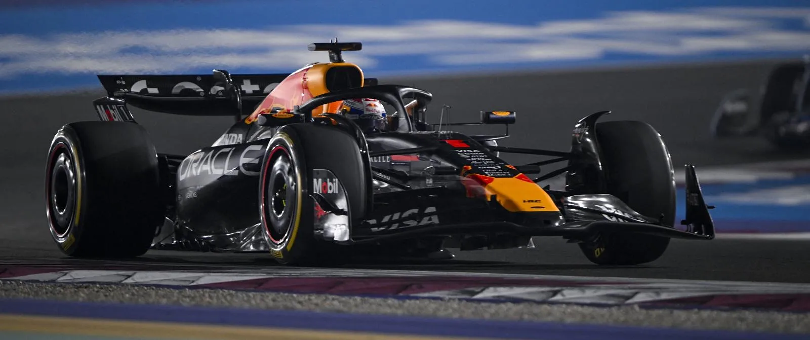F1 Qatar: Verstappen profiteert van een strategische fout van McLaren, wint en nadert tot twaalf punten van Norris - Circus Daily