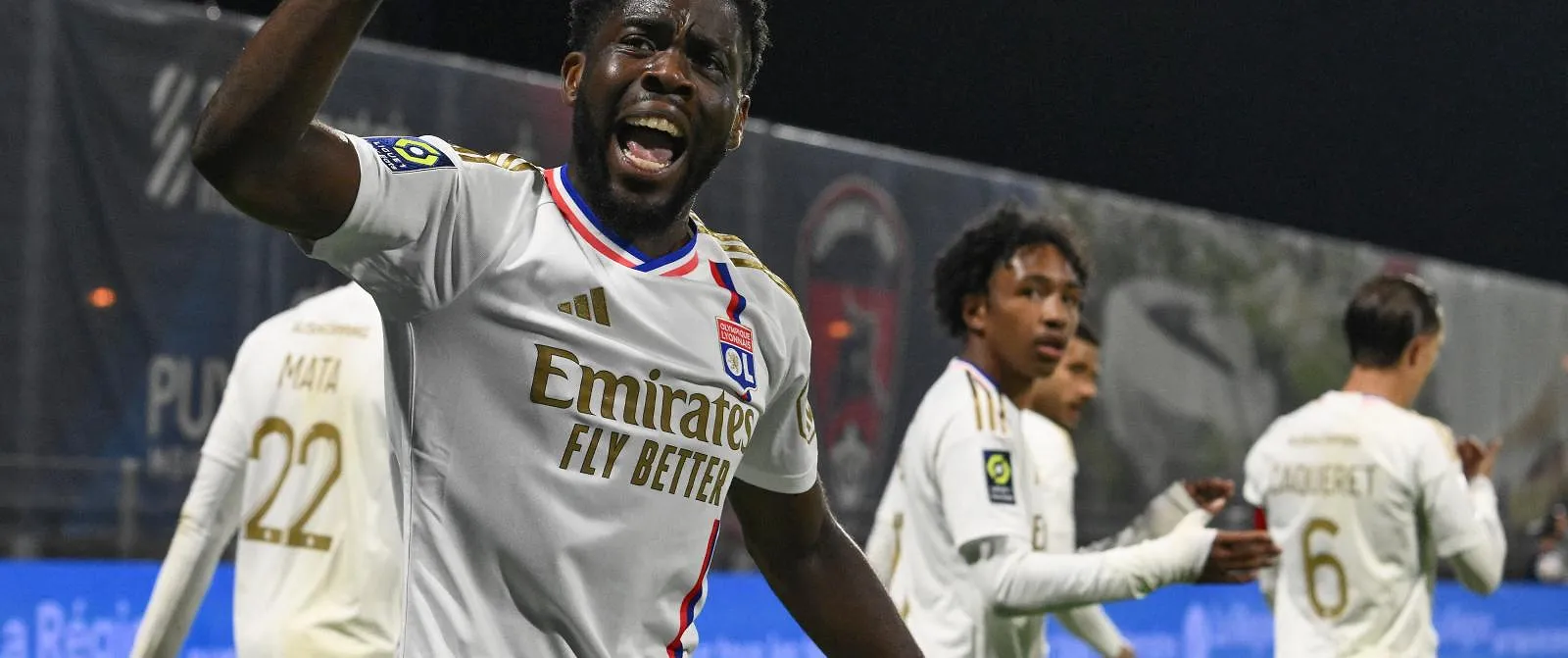 Goed nieuws voor de Rode Duivels: Orel Mangala is terug na 10 maanden afwezigheid! (video) - Circus Daily