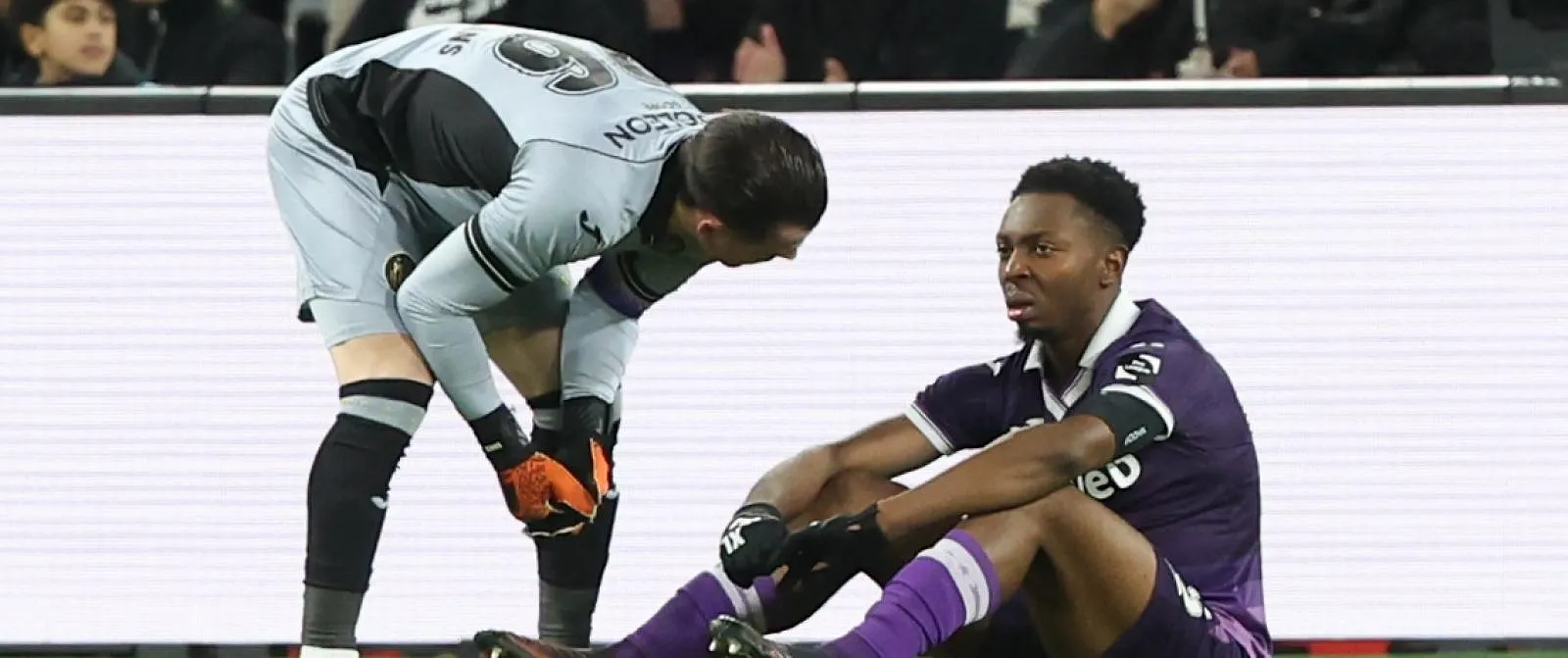 Zware klap voor Anderlecht: Marco Kana zal uiteindelijk zes weken uitgeschakeld zijn - Belga