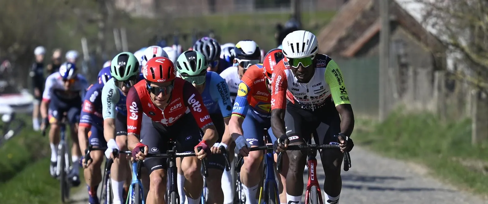 Team Lotto-Intermarché krijgt licentie: “Een nieuw hoofdstuk begint in het internationale wielrennen” - Circus Daily