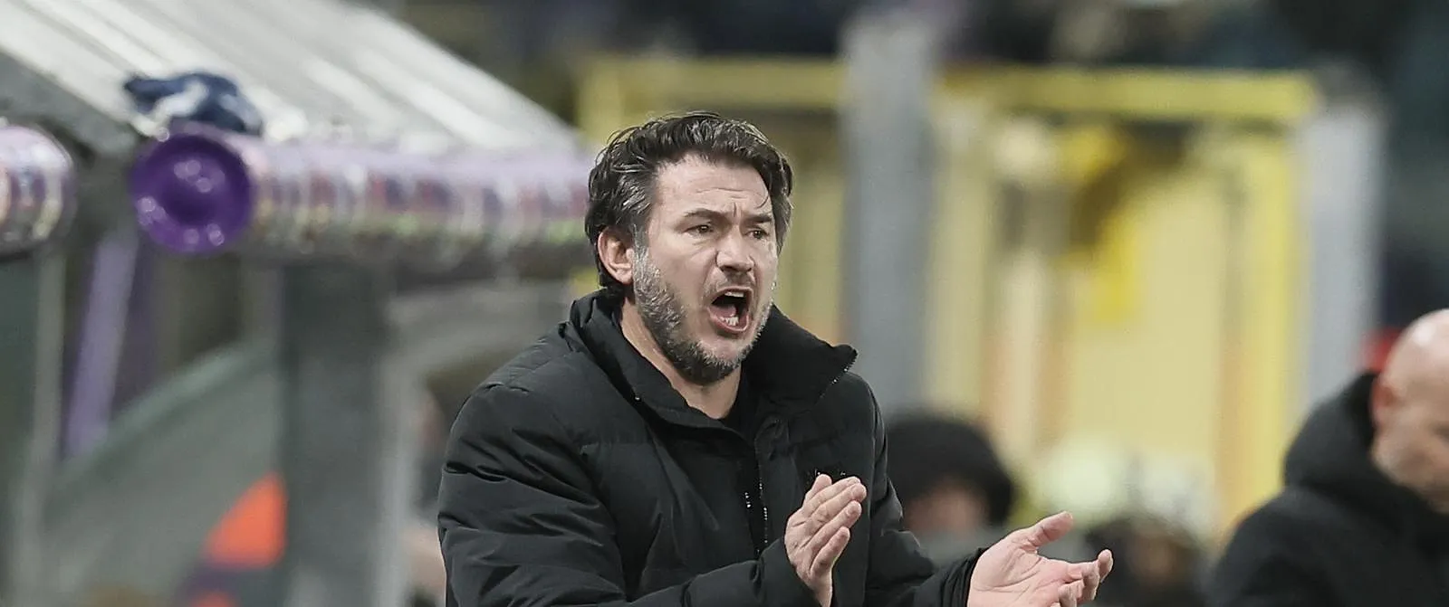 Carl Hoefkens zet een punt achter Genk-geruchten: «Vertrekken in een moeilijke periode zou absurd zijn» - Circus Daily