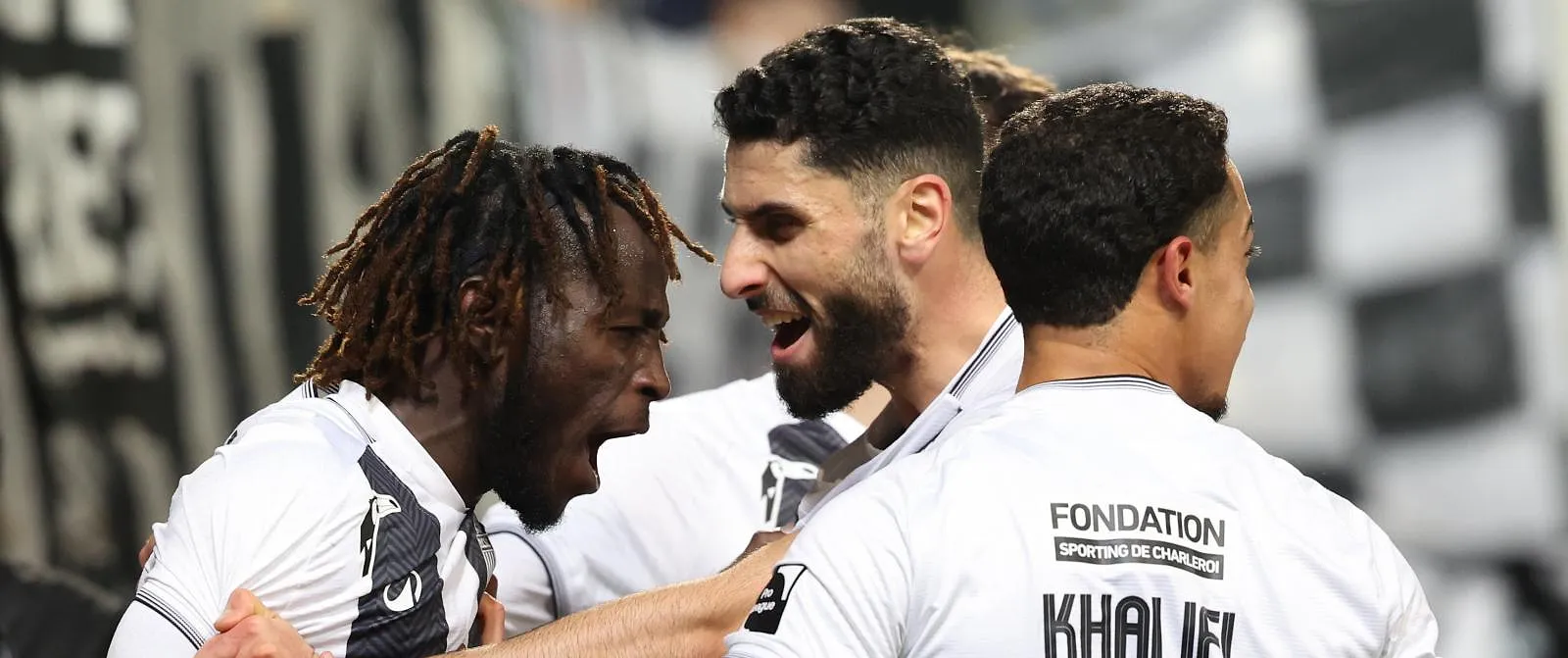 Pro League: Parfait Guiagon redt gelijkspel voor Charleroi in de slotminuten (2-2) - Circus Daily