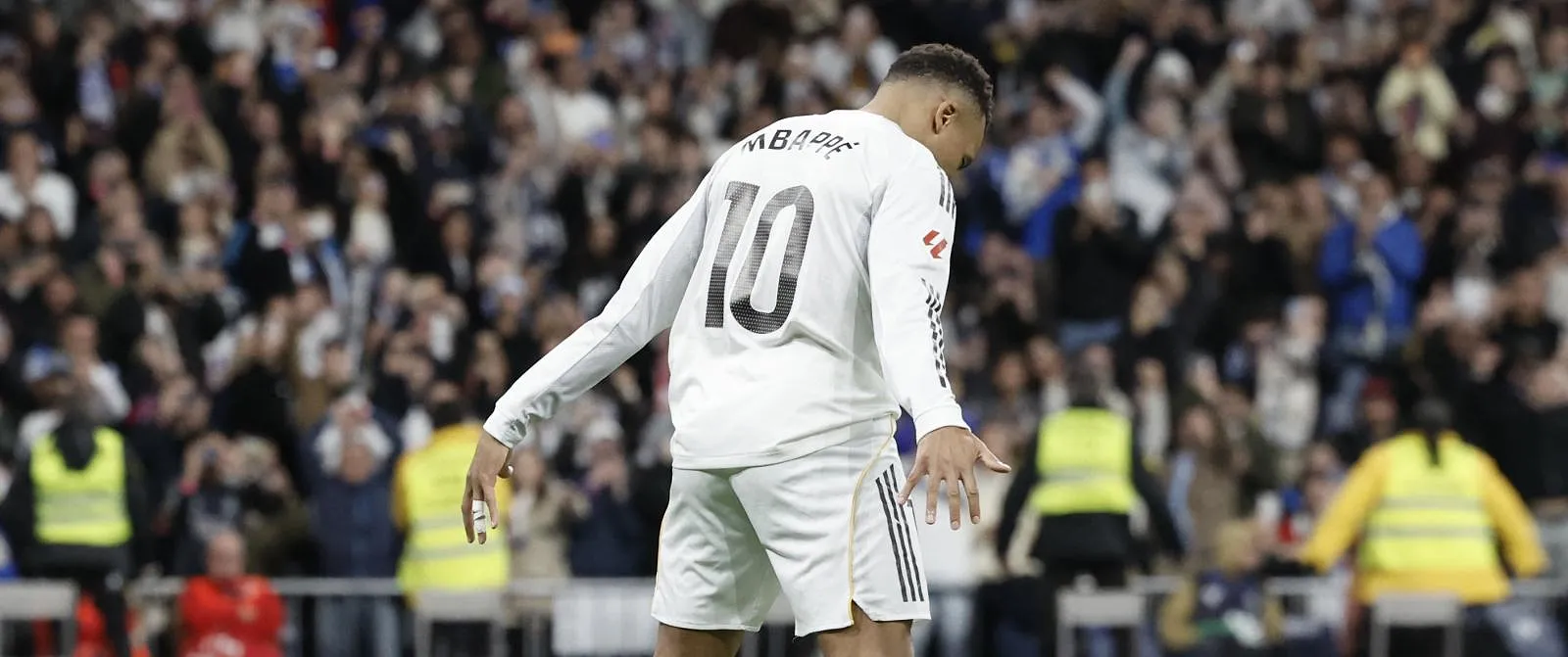 59 goals in 2025: Kylian Mbappé evenaart Cristiano Ronaldo: « Het is ongelooflijk »