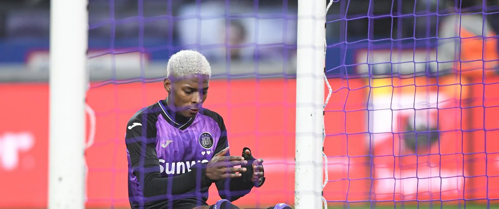 «Ik ben Brian Riemer niet kwalijk»: Nilson Angulo vertelt over zijn eerste jaren bij Anderlecht - Circus Daily