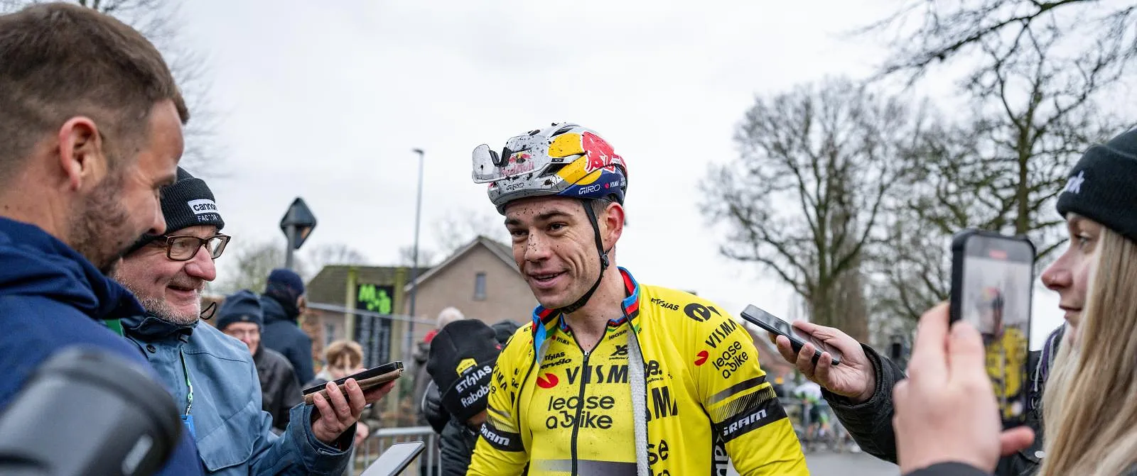 «Ik dacht dat ik een felle strijd kon ontketenen»: Van Aert voelde zich in topvorm maandag - Circus Daily