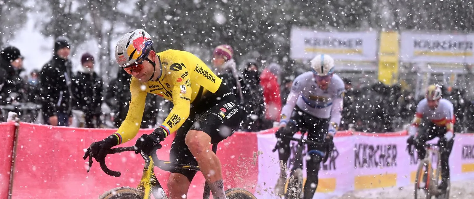 Van Aert geopereerd na val: hersteltijd zeer onzeker - Circus Daily