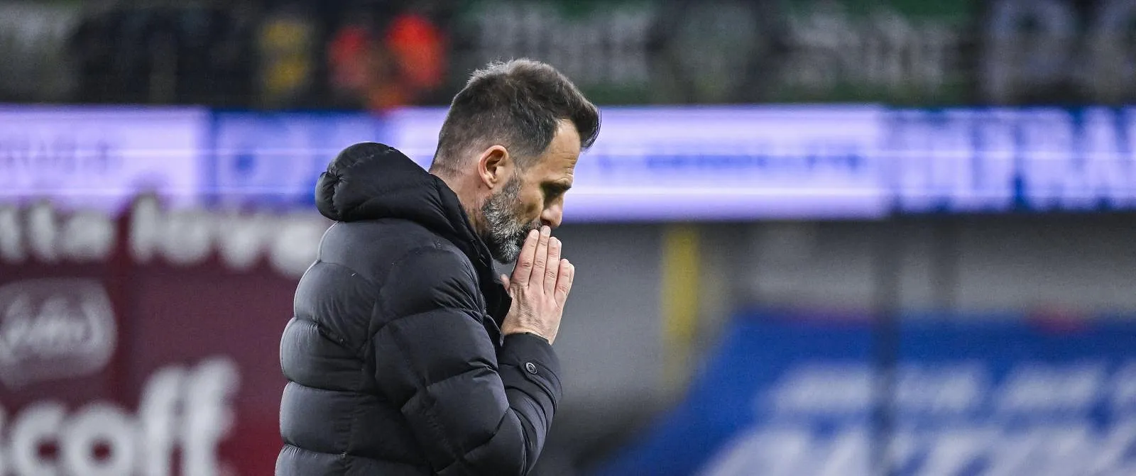 Tienkoppig Club geeft dubbele voorsprong uit handen en verliest nog van La Louvière - Belga