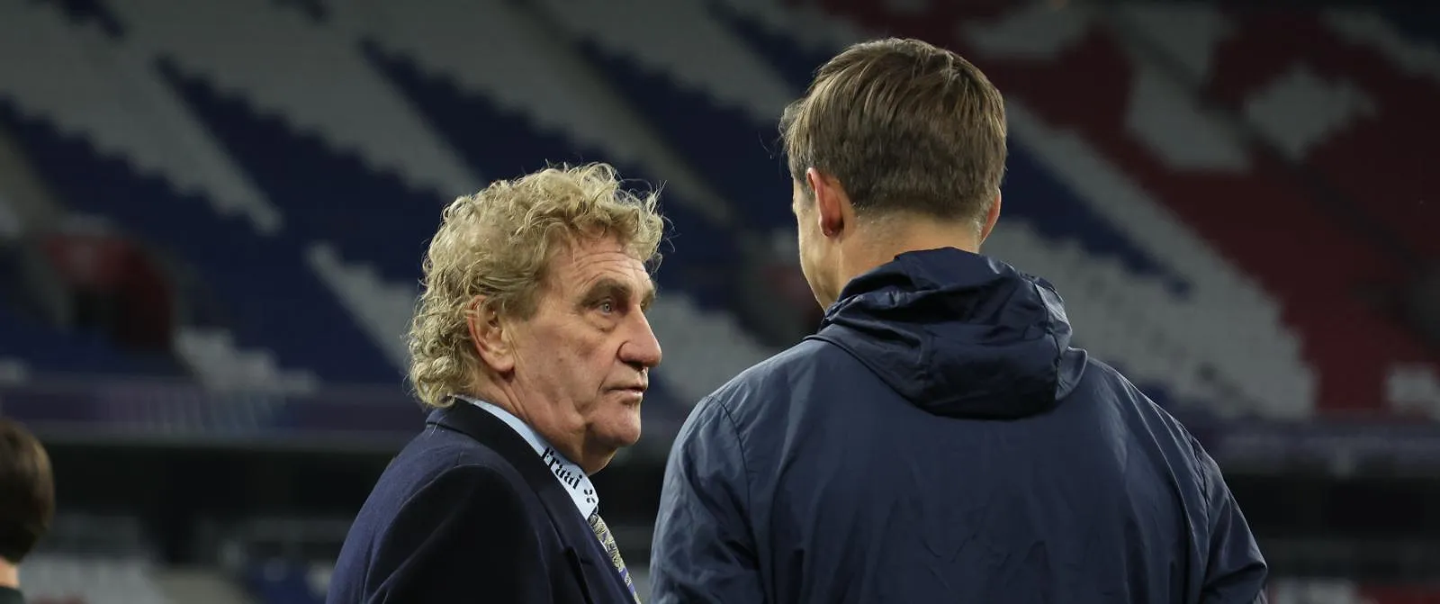 « Zijn vertrek was een fout », « Maar wat komt hij hier doen? »: Pfaff kritiseert de gevallen Kompany en Lukaku - Circus Daily