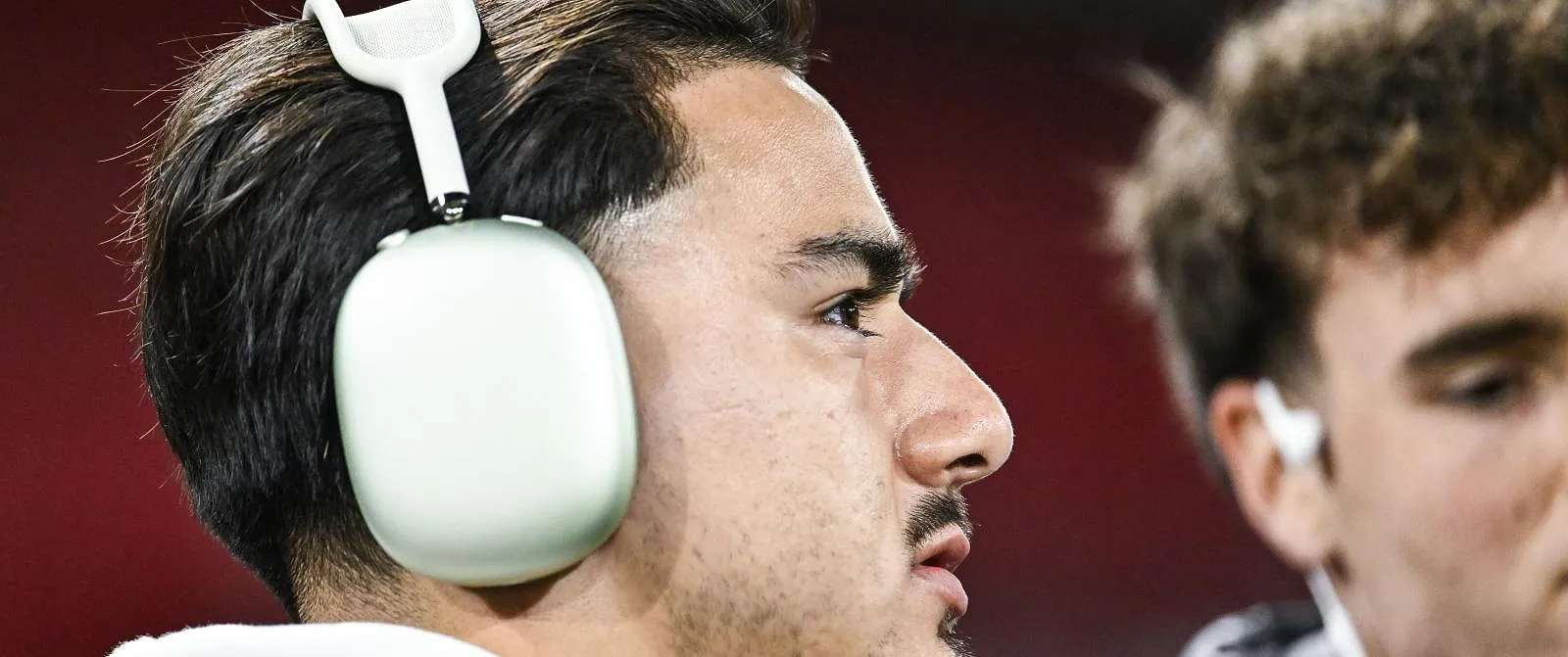 De Jusef Erabi-experiment mislukt: Genk overweegt hem uit te lenen aan Oostenrijk - Circus Daily