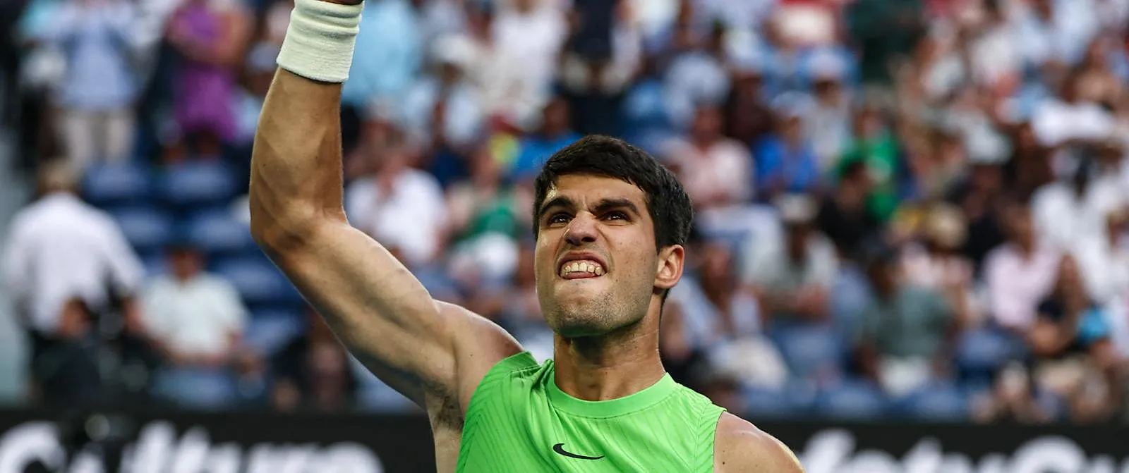 Carlos Alcaraz zegeviert in 5 sets tegen Alexander Zverev na een gevecht van meer dan 5 uur - Circus Daily