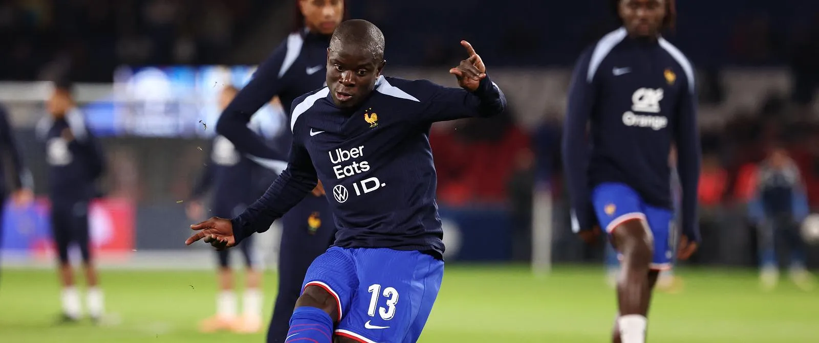 Omkering van de situatie: N’Golo Kanté gaat alsnog naar Fenerbahçe - Circus Daily