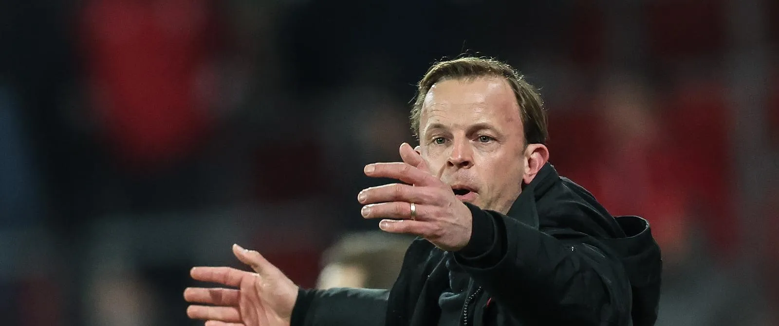 Vincent Euvrard is niet van plan op een gelijkspel te spelen: «Ik ga geen muur optrekken, dat zou suïcidaal zijn» - Circus Daily