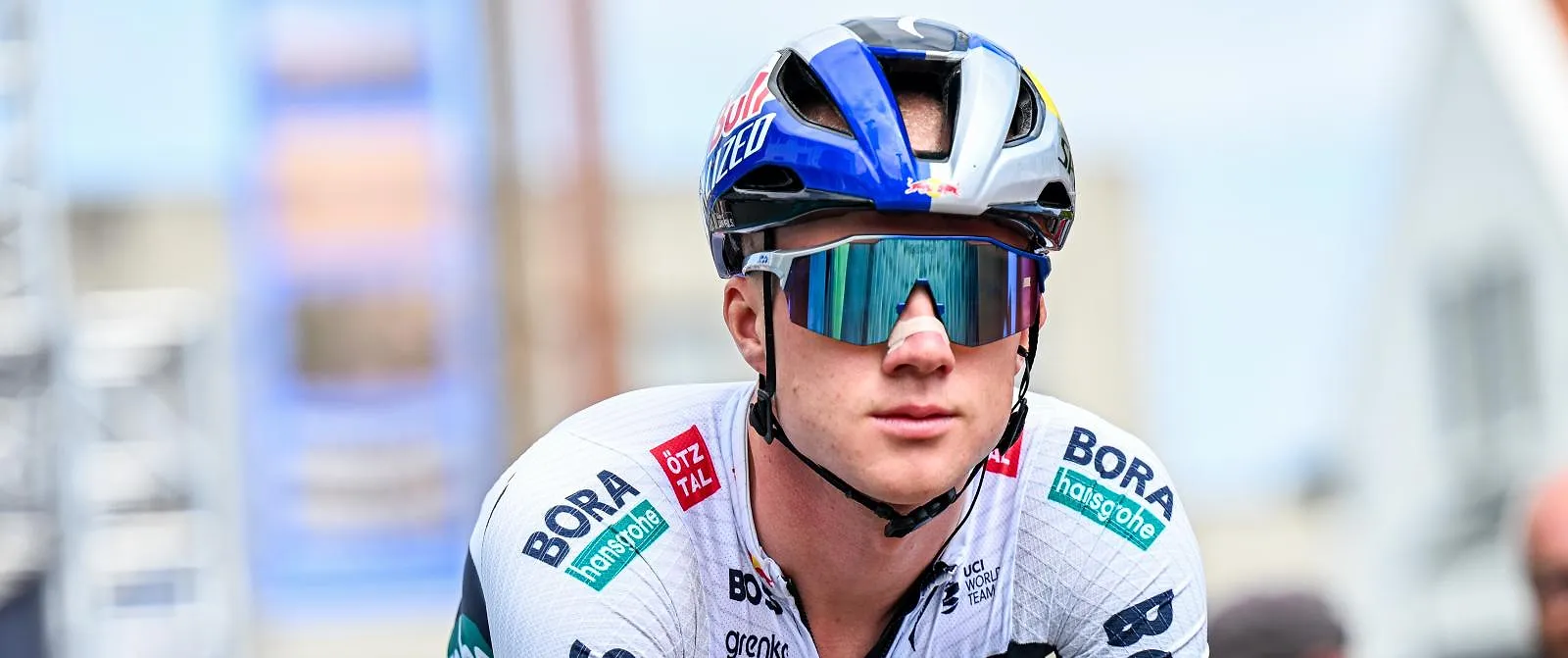 Clasica Jaen : Maxim Van Gils verdwijnt « maanden uit competitie » door bekkenbreuk - Belga