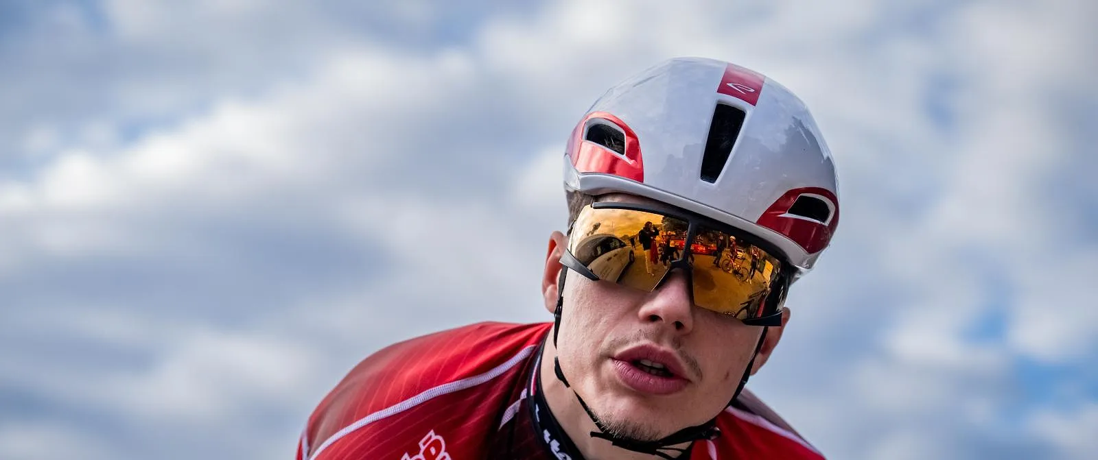 «Het is een verloren dag»: Arnaud De Lie verklaart waarom hij past voor Milaan-Sanremo - Circus Daily