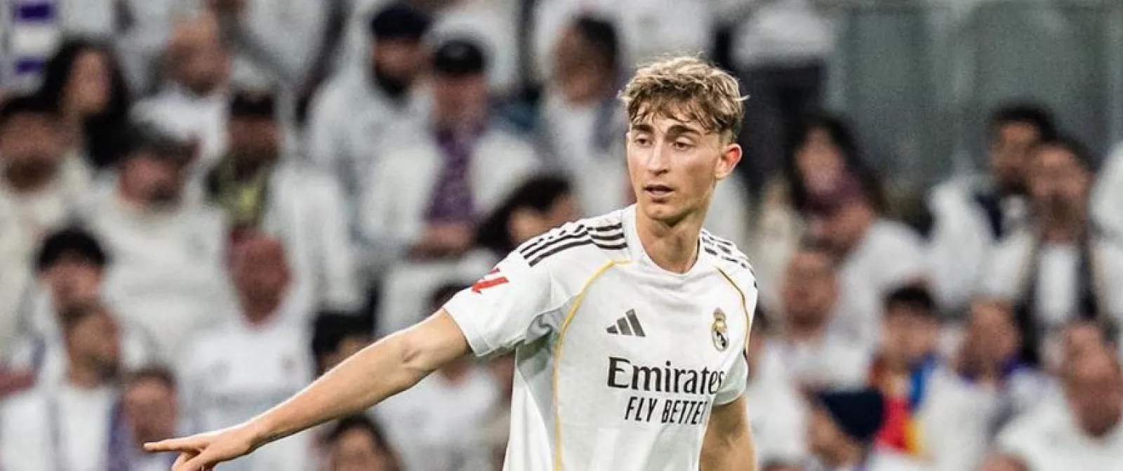 Domper voor Real Madrid: Dean Huijsen kampt met spierletsel aan rechterkuit - Circus Daily