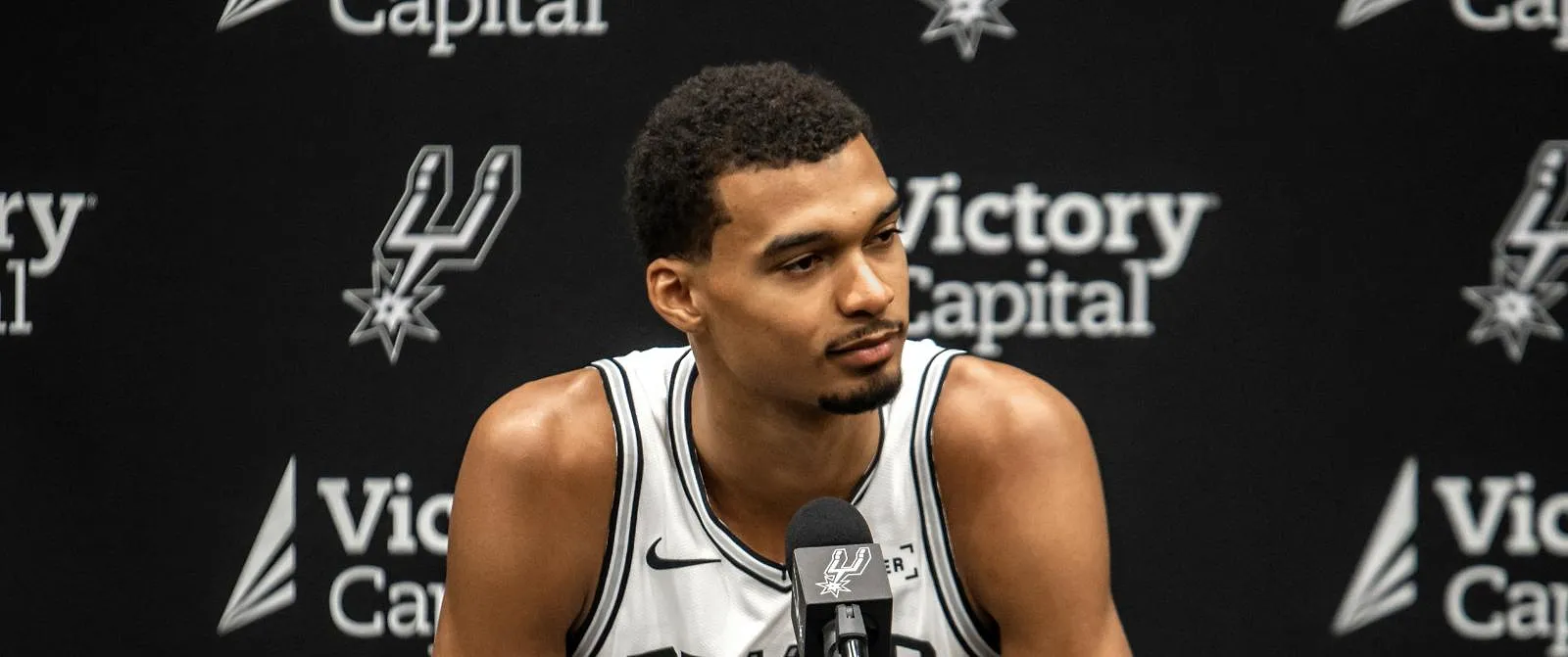 De aankondiging van Wembanyama die NBA-fans zal bevallen : « Op een dag doe ik mee aan de dunk contest » - Circus Daily