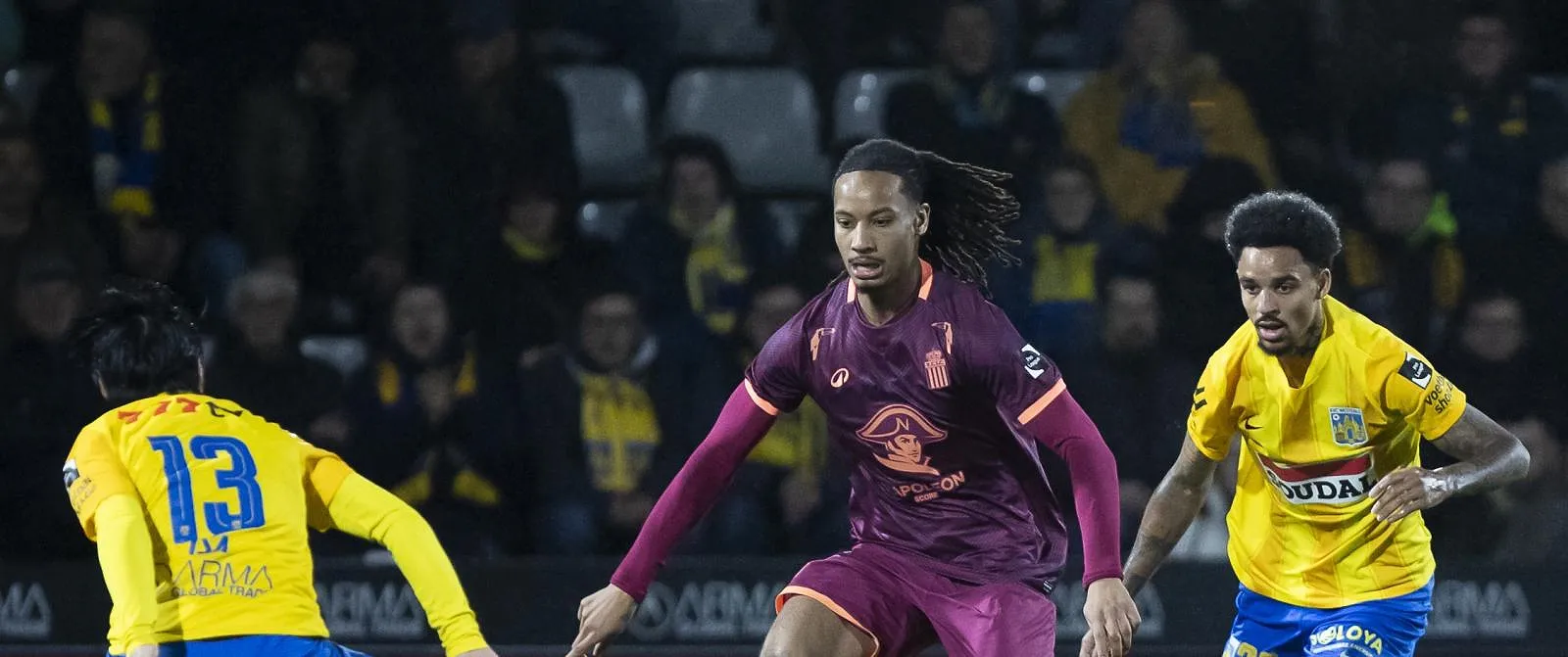 Charleroi stort in op het einde bij Westerlo (2-1) en ziet Play-offs verder weg glijden - Belga