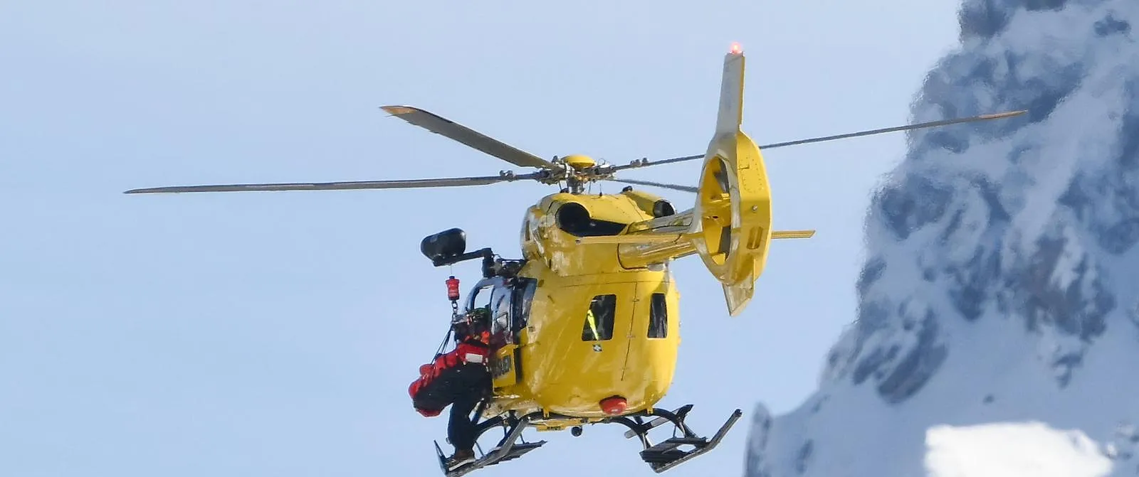 «Er wacht mij een jaar revalidatie»: Lindsey Vonn heeft het ziekenhuis verlaten - Circus Daily