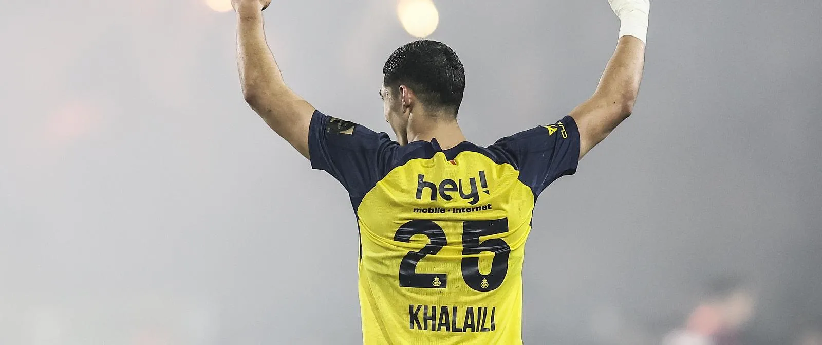 Anan Khalaili op weg naar de uitgang? Engelse grootmacht klopt aan de deur! - Circus Daily