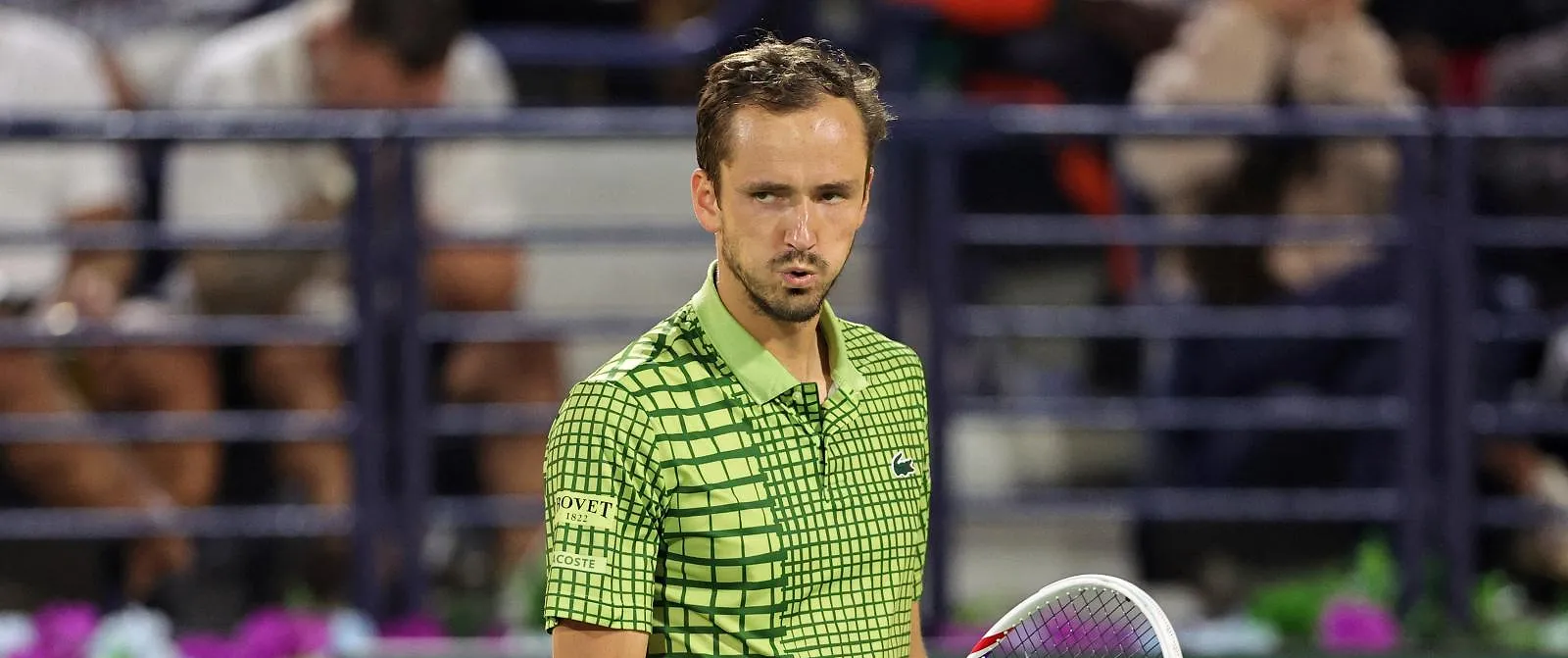 ATP Dubai : Medvedev pakt eindzege zonder te spelen, Griekspoor geeft geblesseerd forfait voor finale - Belga