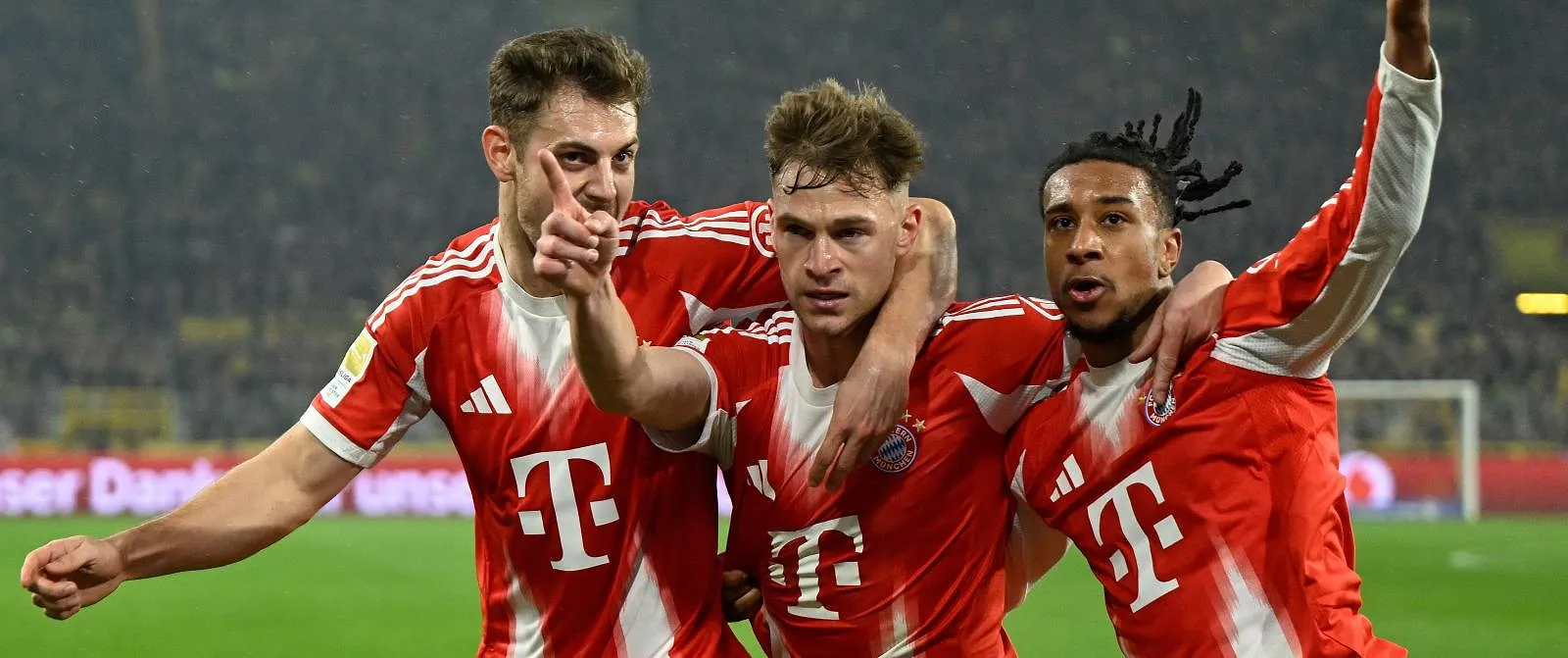 In een dolle wedstrijd winnen Kompany en Bayern bij Dortmund (2-3) en zetten ze een grote stap richting de titel! - Circus Daily