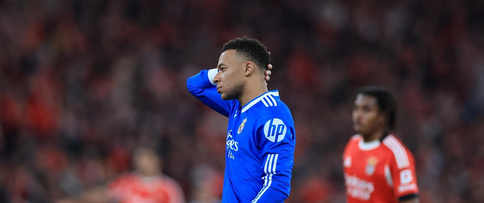 Het nieuws is niet goed voor Kylian Mbappé: zijn kruisband zou “op” zijn! - Circus Daily