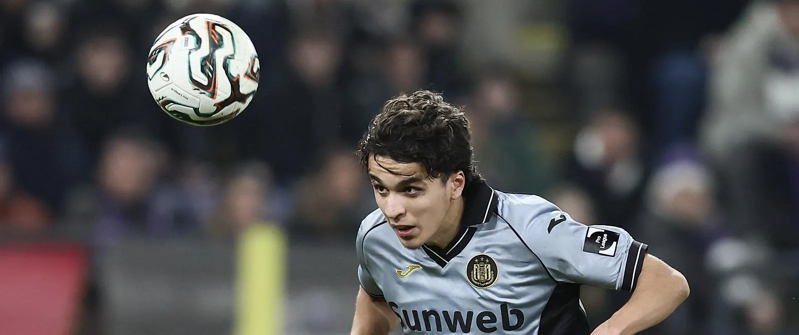 De vader van Ali Maamar is duidelijk: «We weigeren Anderlecht louter als springplank te zien» - Circus Daily