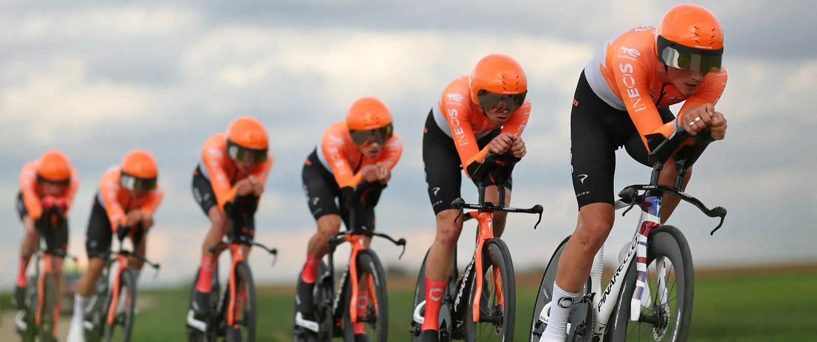 INEOS Grenadiers wint ploegentijdrit in Parijs-Nice, Juan Ayuso pakt de gele trui - Belga