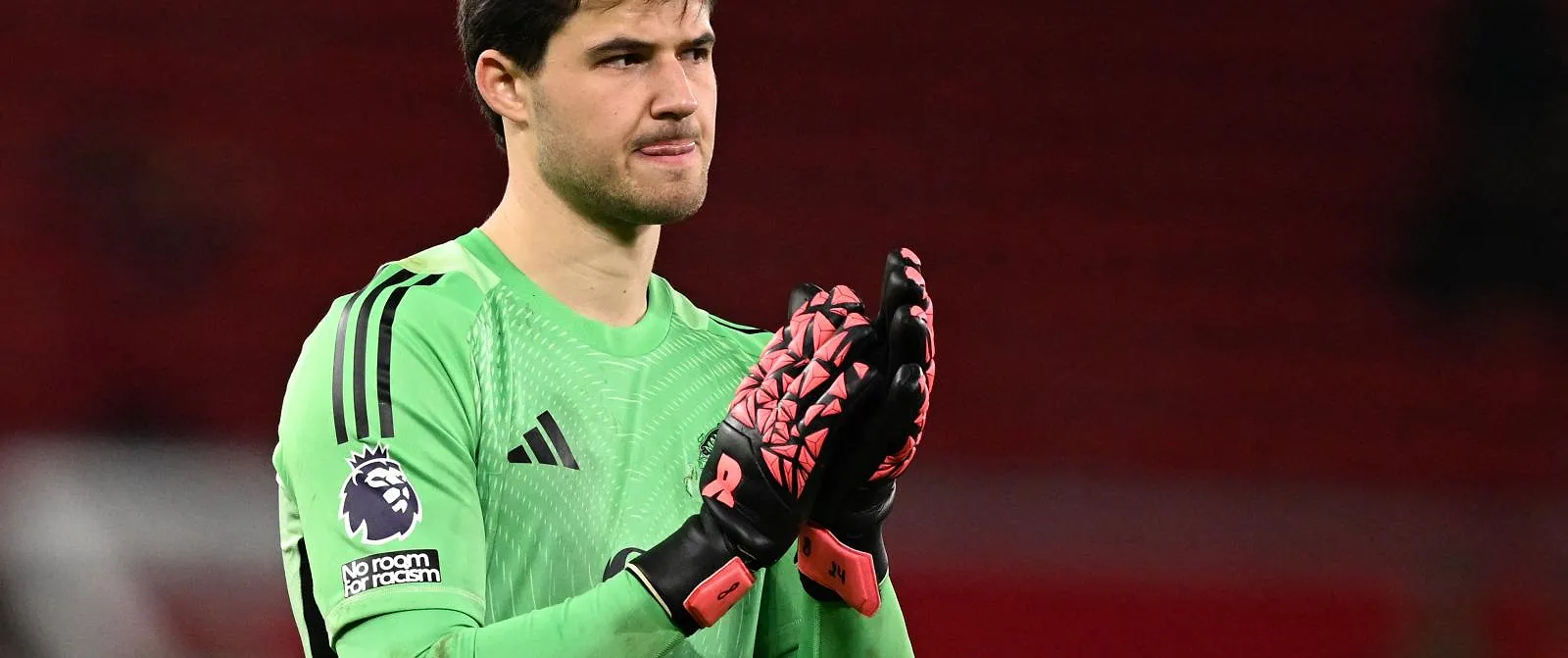 Het ritueel van Senne Lammens, geïnspireerd door Simon Mignolet - Circus Daily