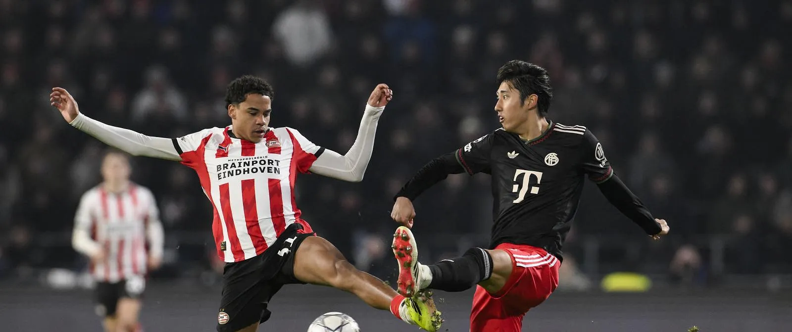 Vreselijke beelden in Nederland: Noah Fernandez verlaat het veld met blessure - Circus Daily