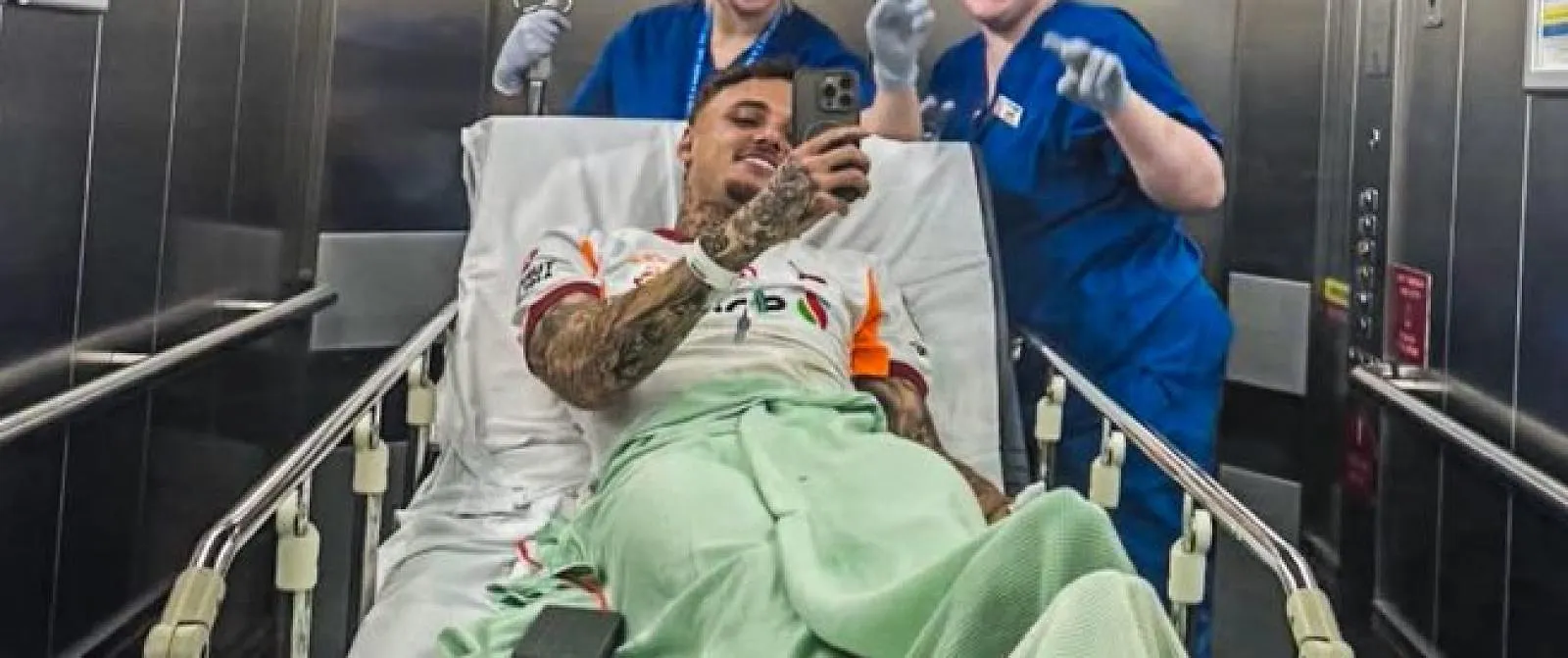 “Het is wat het is, zulke dingen gebeuren”: Noa Lang kan weer lachen na zijn zware blessure tegen Liverpool - Circus Daily