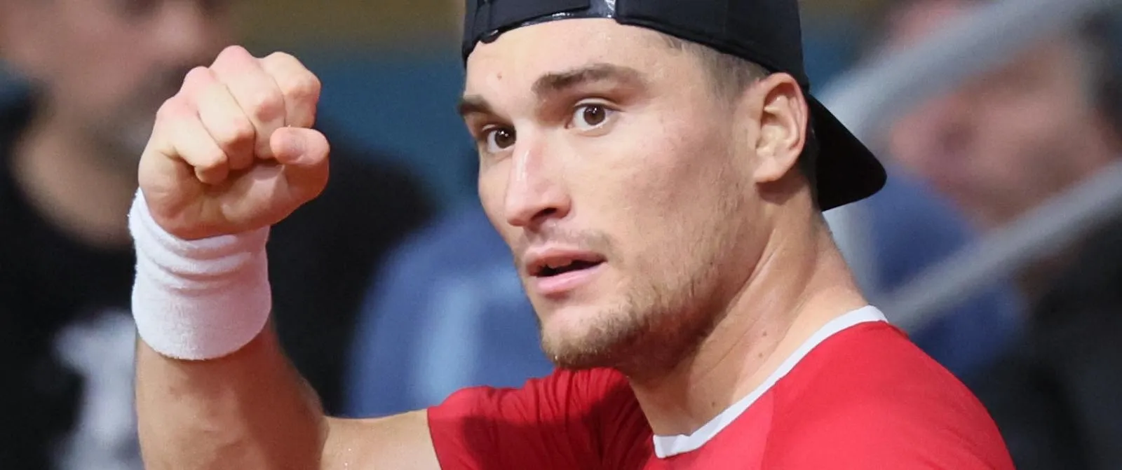 Miami Masters: Raphaël Collignon schakelt nummer 14 van de wereld Flavio Cobolli uit in de tweede ronde! - Belga