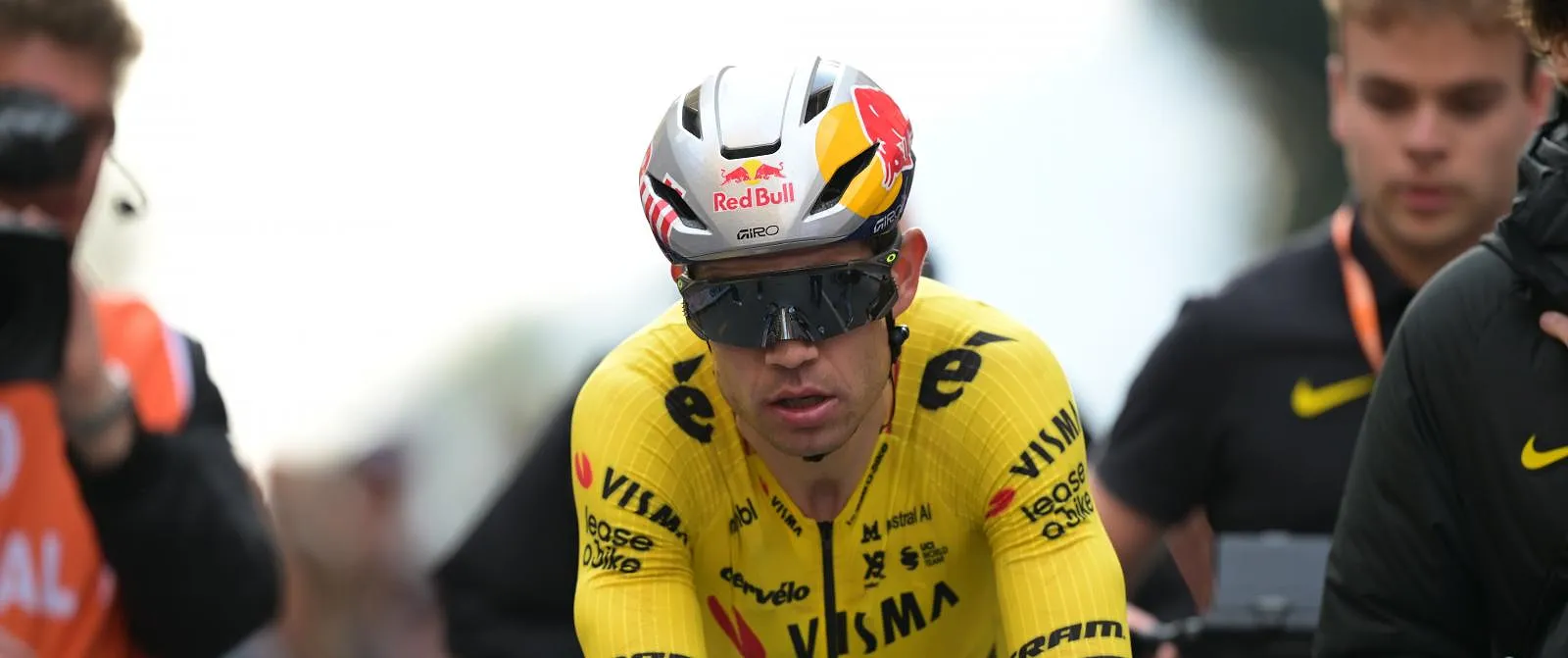 Wout van Aert past mogelijk voor E3 Saxo Classic - Circus Daily