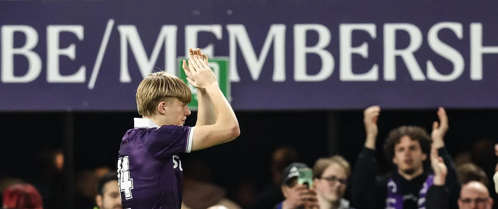 “Ik wil de bondscoach bedanken”: Nathan De Cat trots om Rode Duivel te zijn - Circus Daily