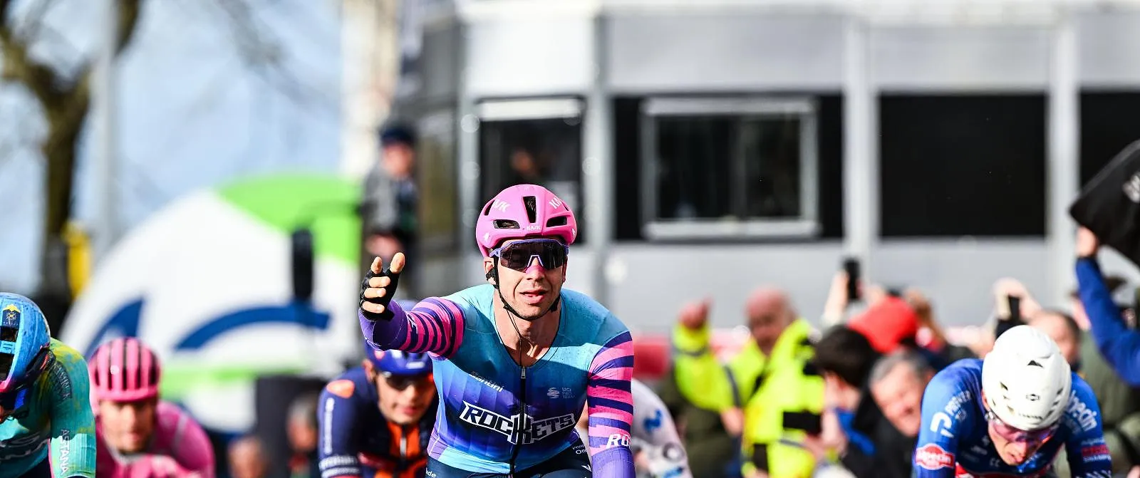 Ronde van Brugge : Dylan Groenewegen pakt derde zege in een week - Belga