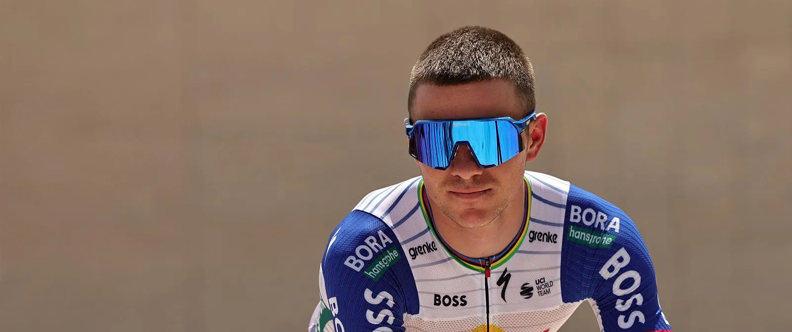 Ronde van Catalonië: ondanks zijn zware val staat Remco Evenepoel aan de start van de 4e etappe! - Circus Daily