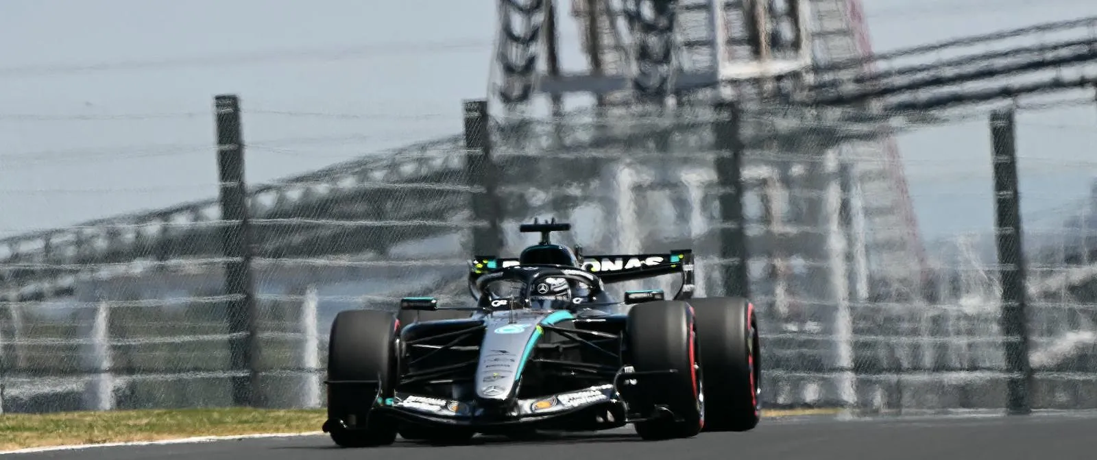 F1 Japan : George Russell is snelste in eerste oefenritten, Oscar Piastri is primus in tweede oefenritten - Belga