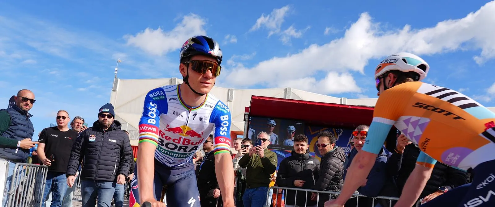 De dag van alle gevaren: neemt Remco Evenepoel risico’s voor de rest van zijn seizoen? - Circus Daily