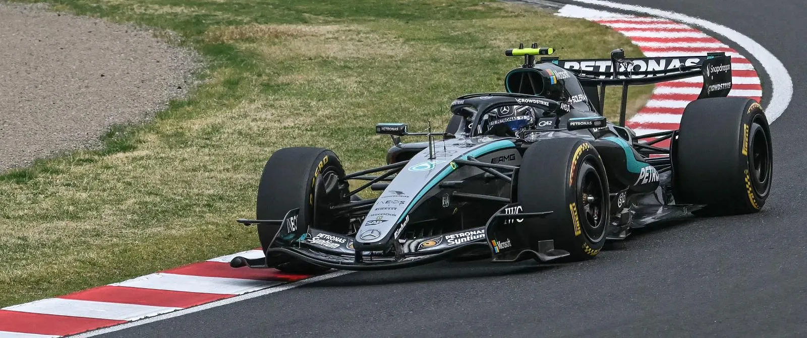 F1: Kimi Antonelli rijdt naar tweede opeenvolgende zege in GP van Suzuka - Circus Daily