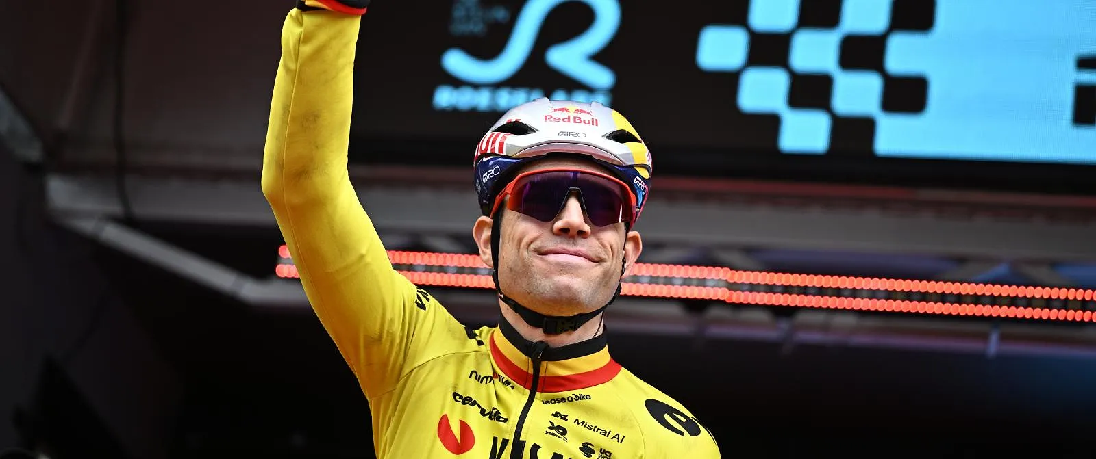 “Geweldig nieuws”: Van Aert reageert op de deelname van Remco Evenepoel aan de Ronde van Vlaanderen! - Belga