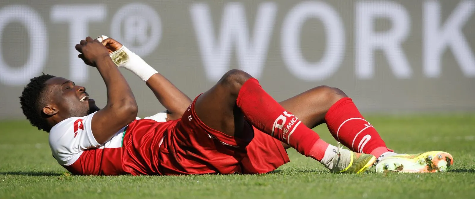 We hebben dé misser van het jaar: Opoku (Zulte Waregem) laat gouden kans op drie punten liggen - Circus Daily