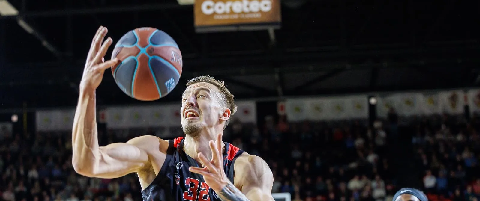 BNXT League: Antwerpen ontsnapt aan de val, Oostende, Aalst, Kortrijk, Limburg en Brussels winnen - Belga