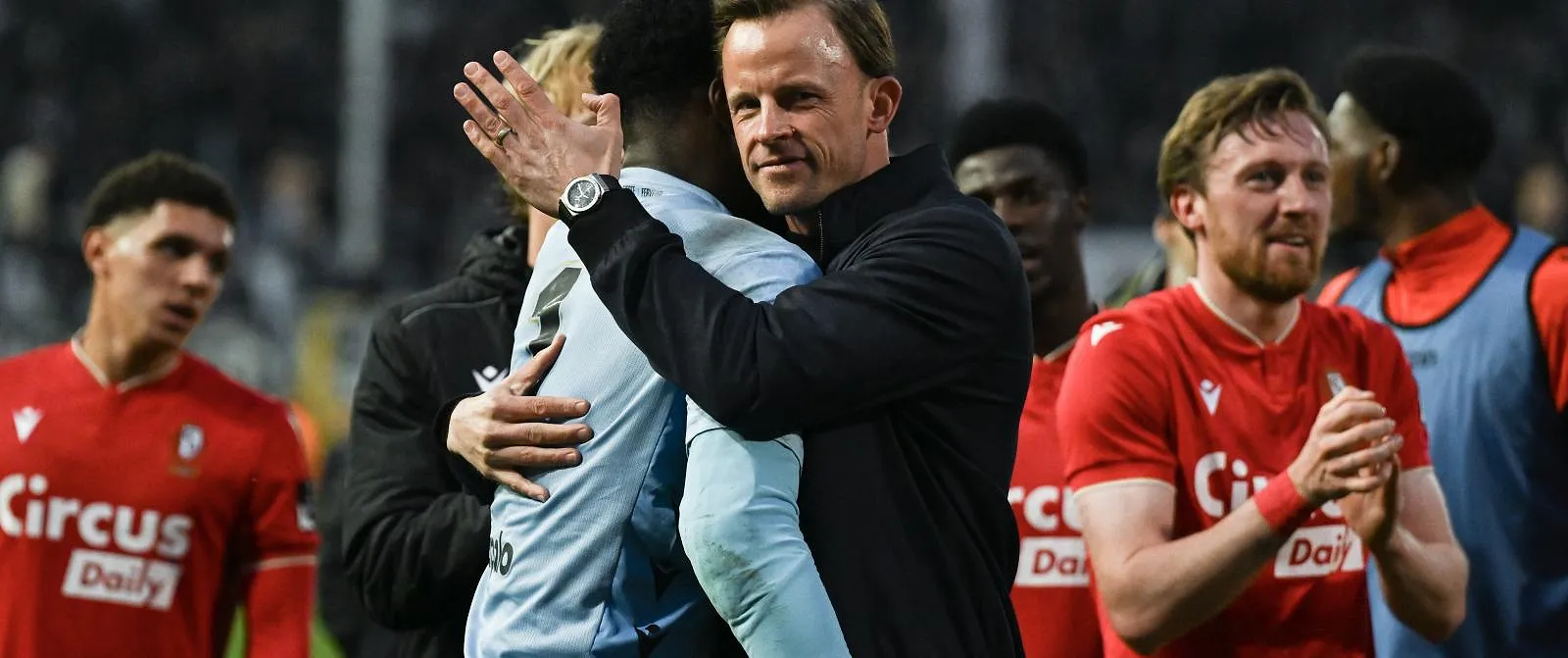 Vincent Euvrard verklaart overdreven viering van Matthieu Epolo - Circus Daily