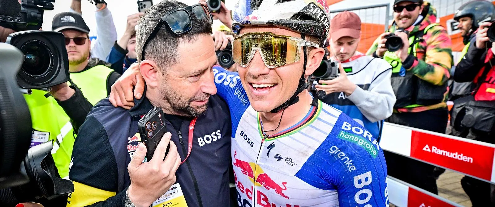 Amstel Gold Race: « Het betekent veel voor mij »: Remco Evenepoel geniet van zijn zege - Guillaume Jans