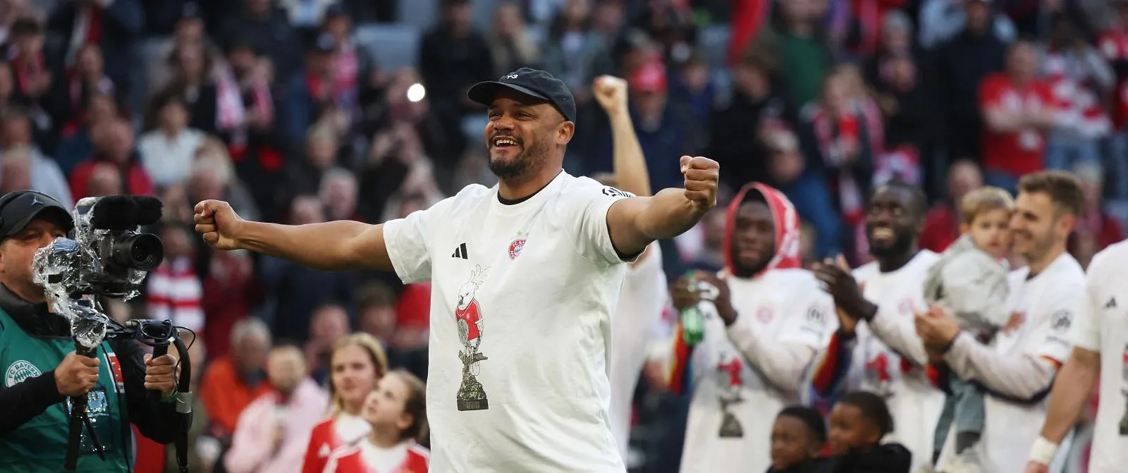 « Ik beleef opnieuw de emoties van mijn eerste titel »: Vincent Kompany reageert op Bayern-titel - Guillaume Jans